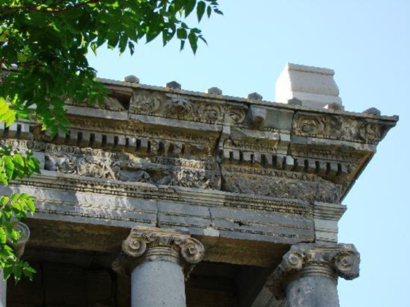 Garni Temple (2).jpg