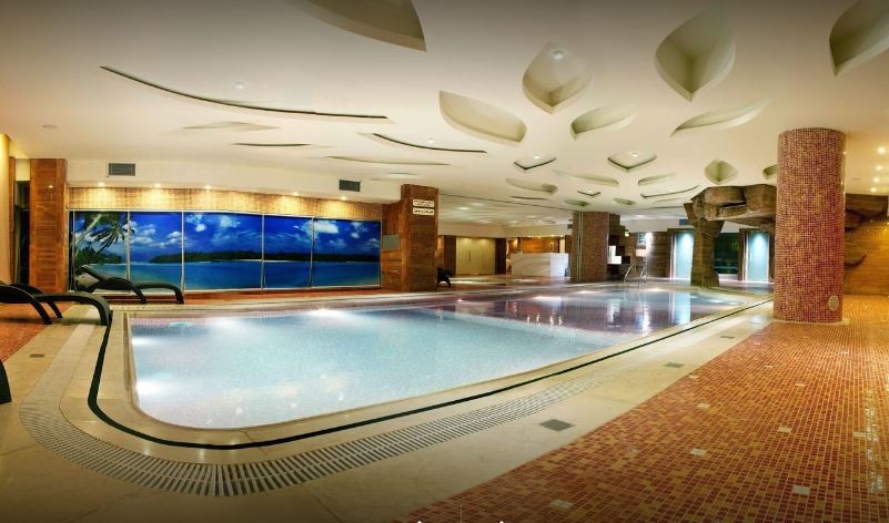 Shiraz Hotel Sports Complex (1).JPG