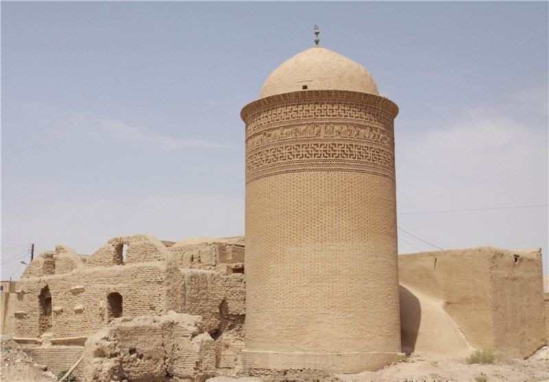 Tomb of Pir Alamdar (1).jpg