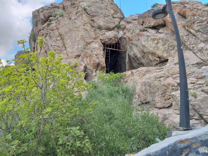 غار مزداوند، غار مزداوند، مشهد، ایران | لست سکند