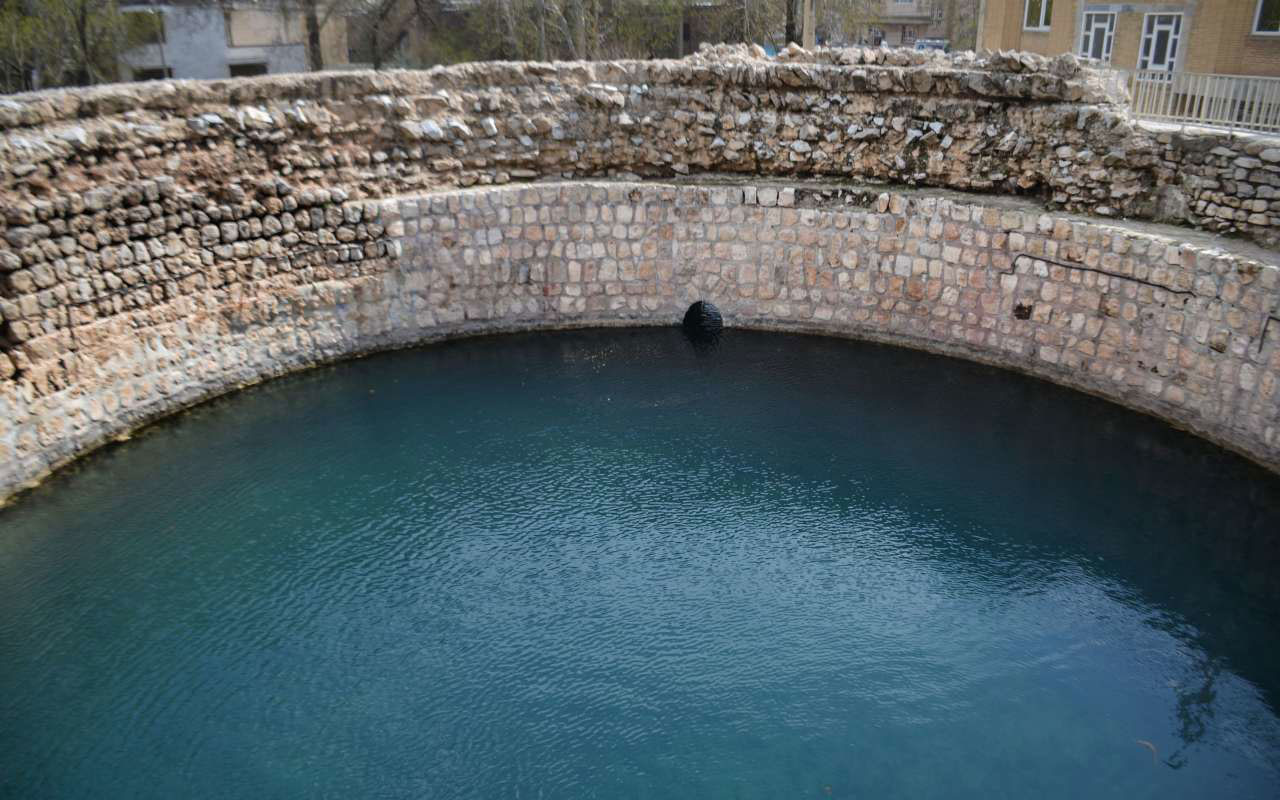 gerdab-e-sangi-16.jpg