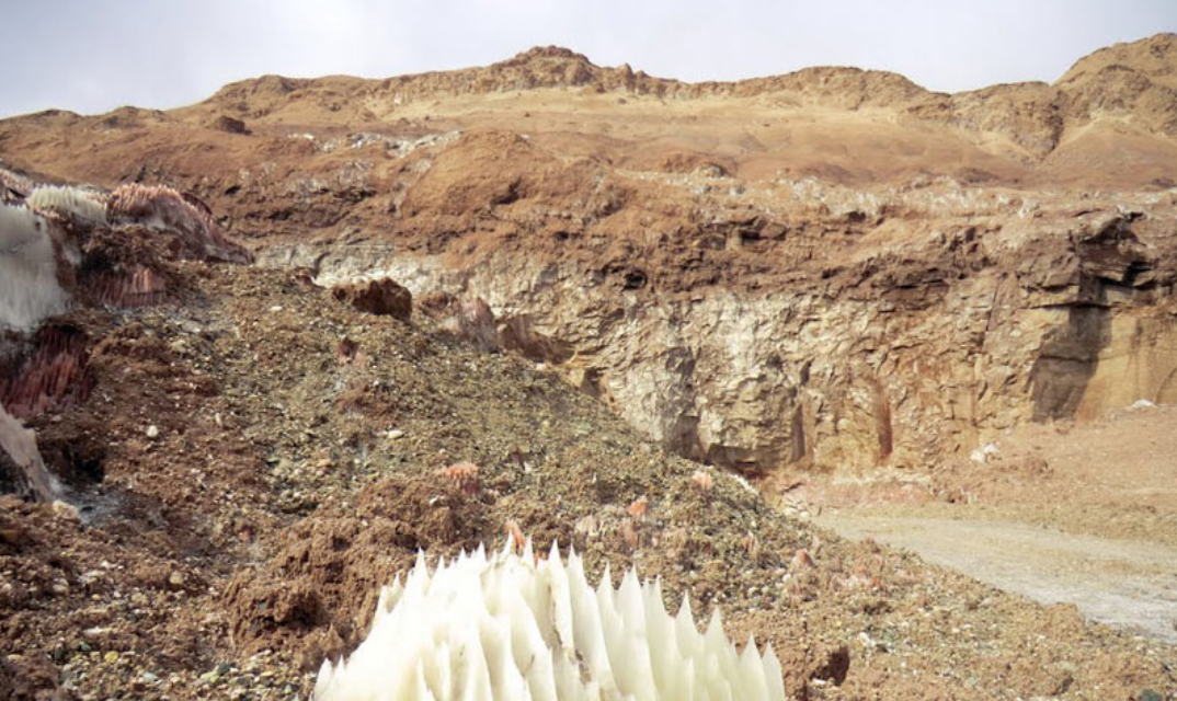 Kohdasht Kohan Salti Dome (1).png