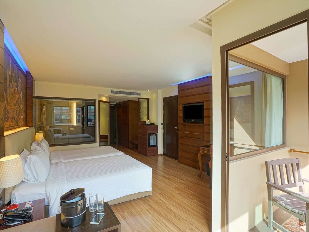 Novotel Phuket Vintage Park (2).jpg