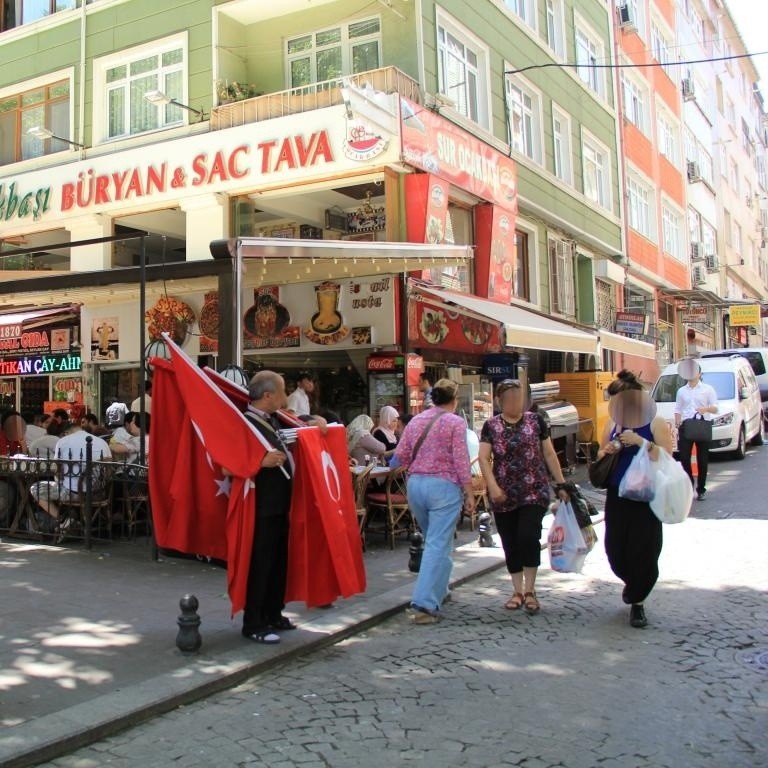 Istanbul Wednesday Baazar