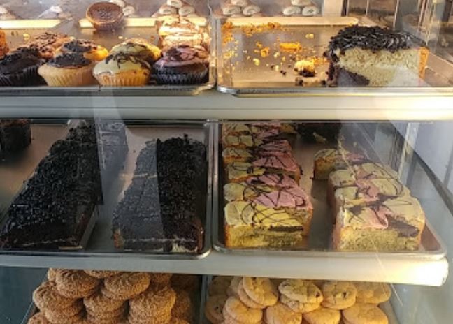 Saman Pastry Shop (1).JPG