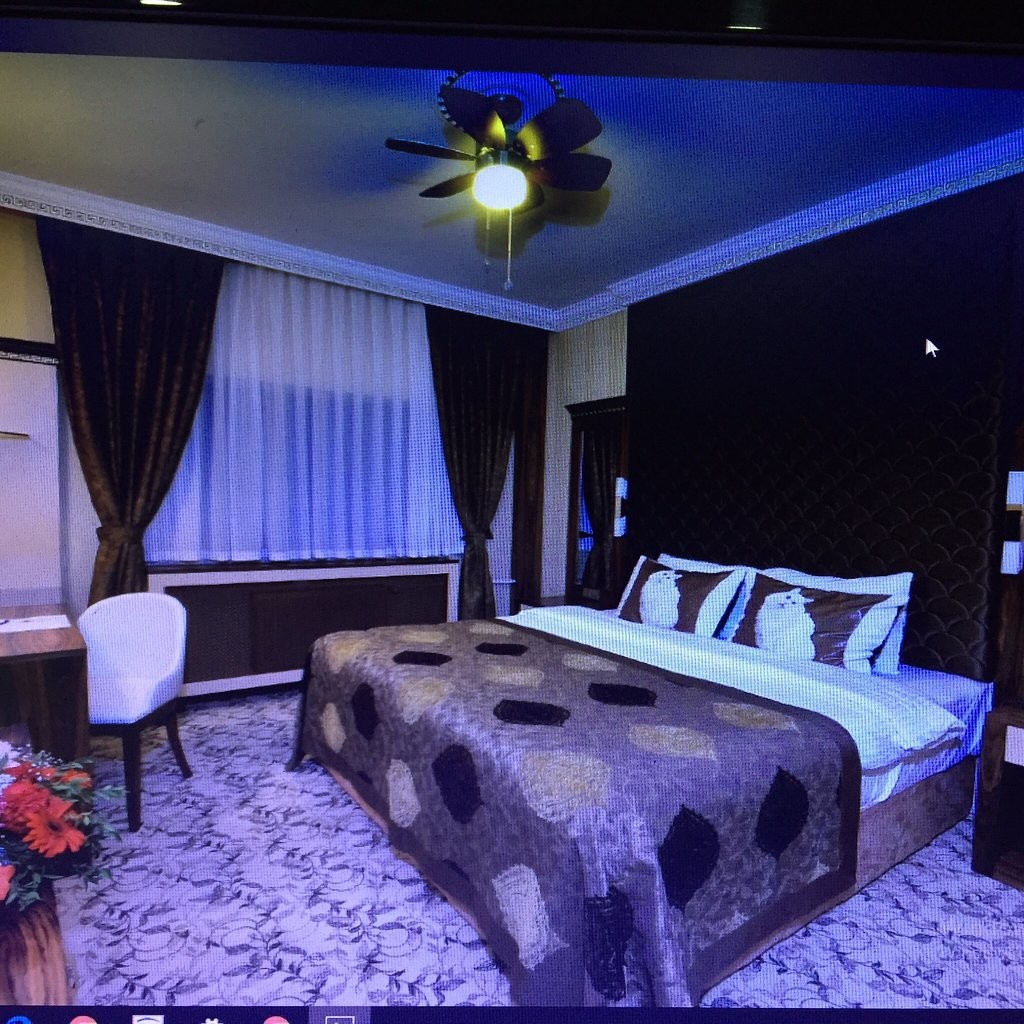 photo1jpg.jpg