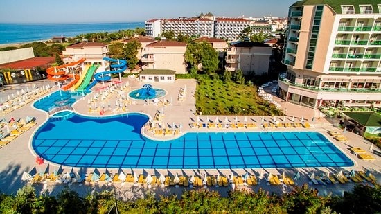 hedef-beach-resort-spa.jpg