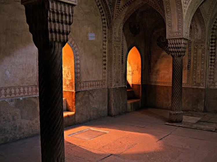 Karim Khan Arg Bath (1).jpg