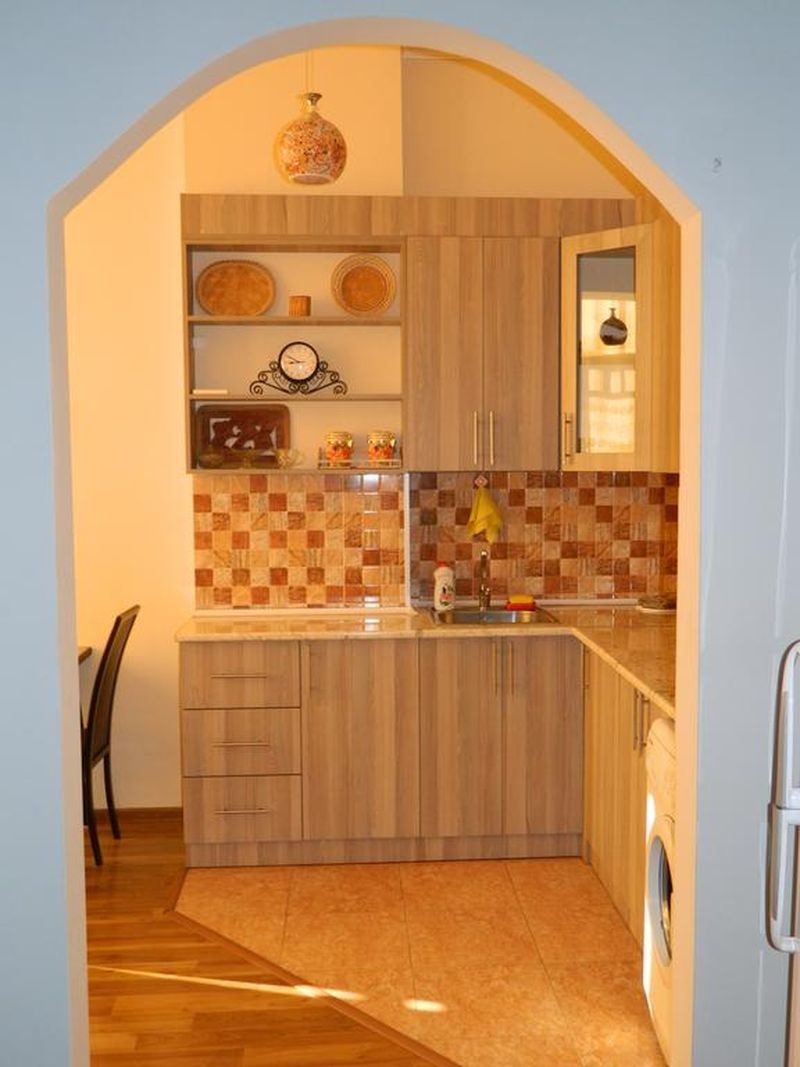 Apartment on Aleksandr Pushkin Street 13 - 09.jpg