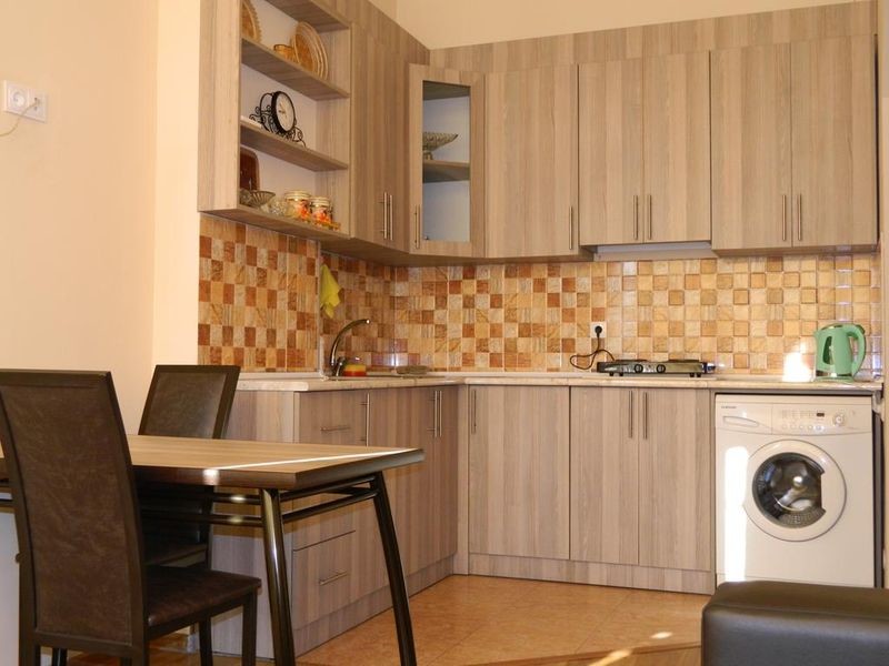 Apartment on Aleksandr Pushkin Street 13 - 12.jpg