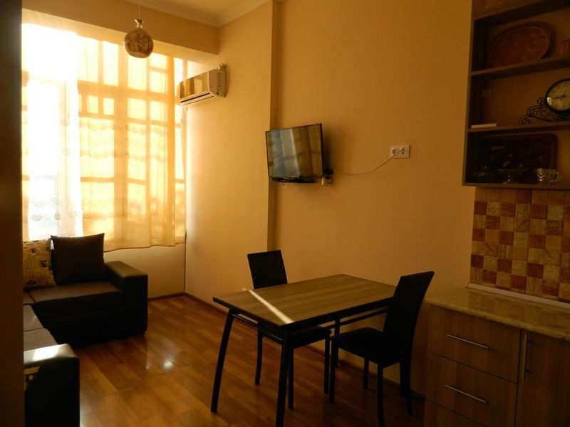 Apartment on Aleksandr Pushkin Street 13 - 03.jpg