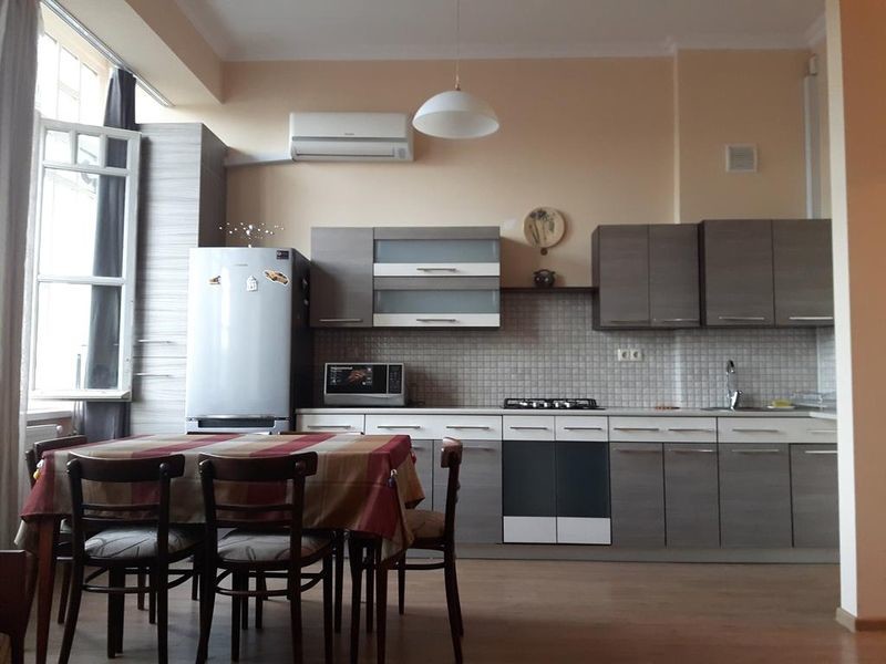 Apartment on Aleksandr Pushkin Street 13 - 22.jpg