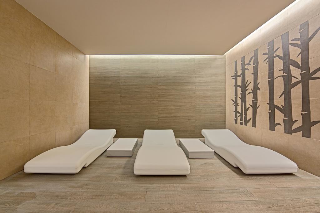 ramada-bucharest (3).jpg