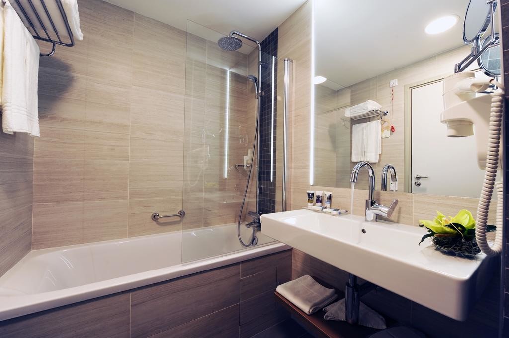 mercure-bucharest-city-center (4).jpg
