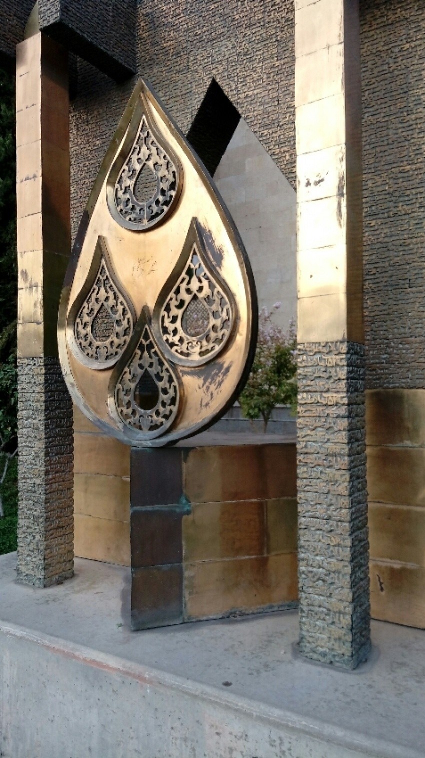 Taghdis Statue (1).jpeg