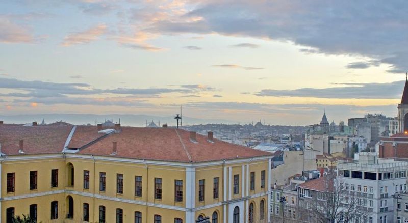 Fide Hotel - 01.jpg