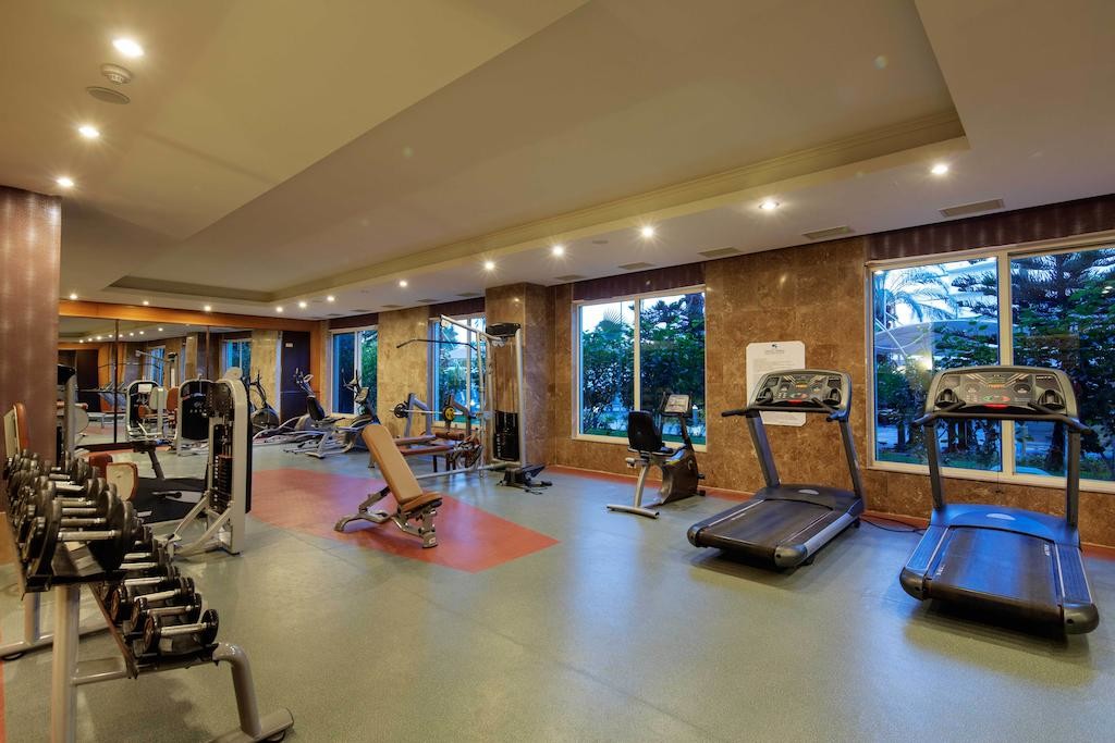 Crystal Admiral Resort Suites & Spa (7).jpg