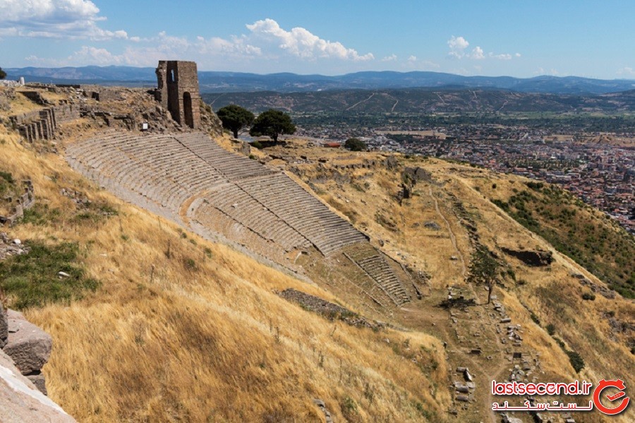 آمفی تئاتر پرگامون (Pergamum Amphitheatre)