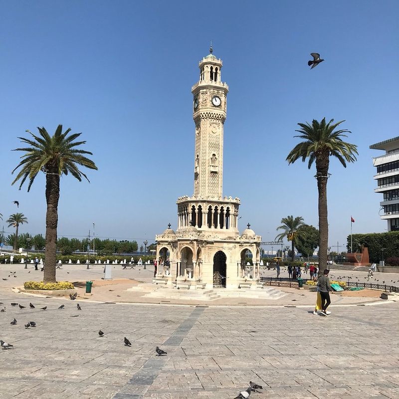 Saat Kulesi - 02.jpg