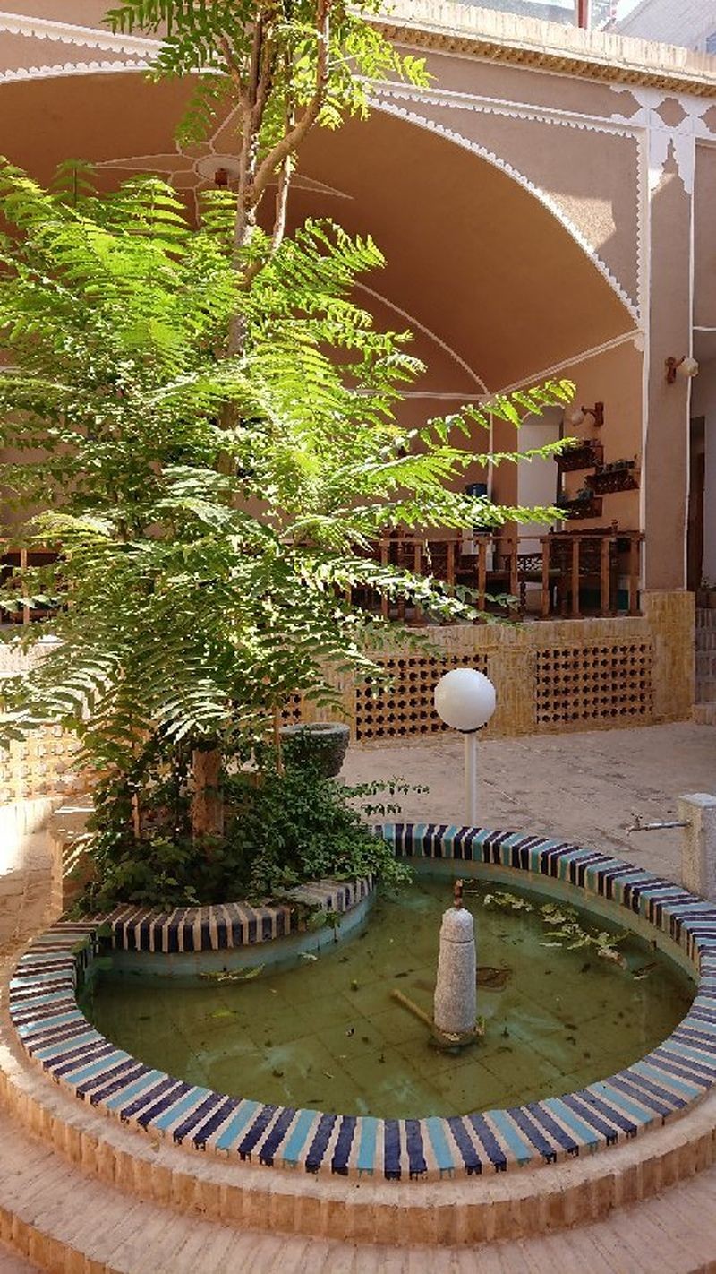Toranj Residence - 05.jpg