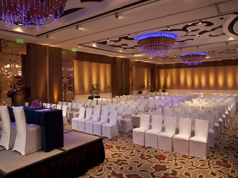Crowne Plaza Today New Delhi Okhla - 05.jpg
