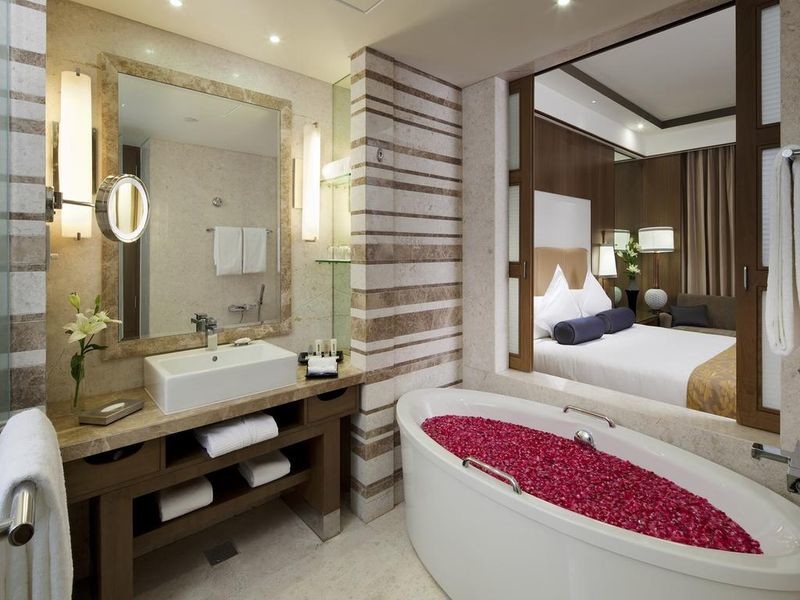 Crowne Plaza Today New Delhi Okhla - 01.jpg