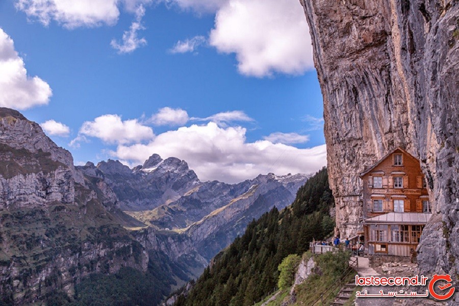 با تله‌کابین به مهمان‌خانه 170 ساله وکوهستانی سوئیس بروید