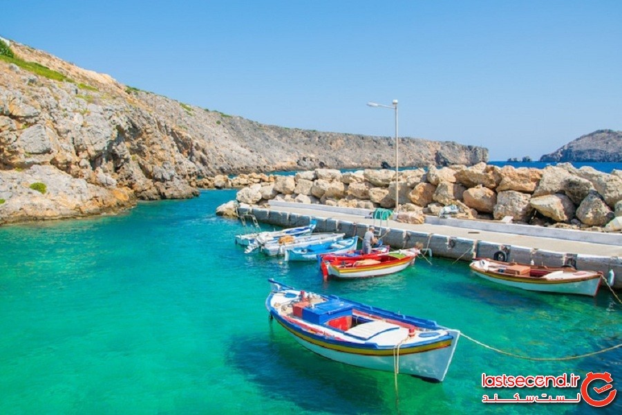 حقوق ماهیانه بگیرید و در این جزیره یونانی زندگی کنید