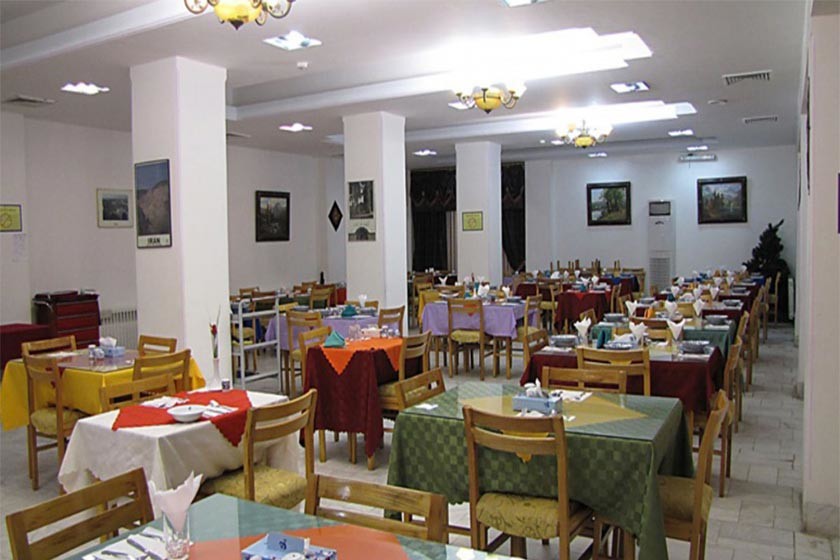 مهمانسرا جهانگردی زاهدان (2).jpg