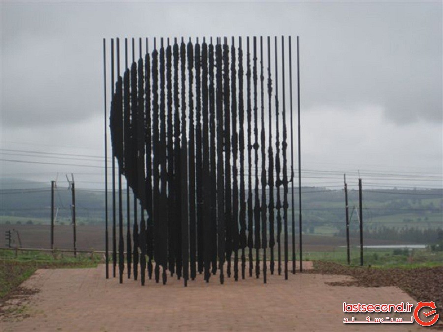 یادبود نسلون ماندلا، کشور آفریقای جنوبی