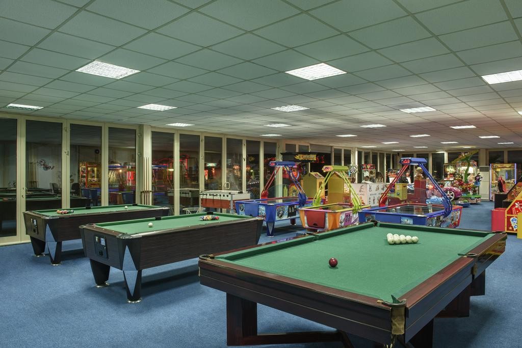 club-mega-saray (1).jpg