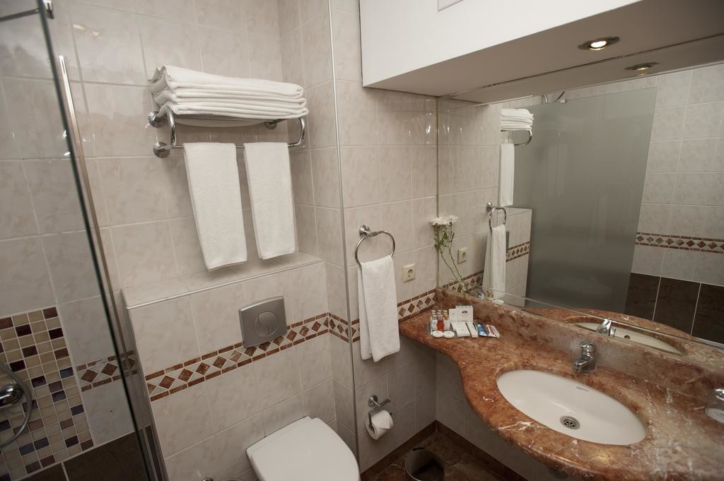 Usta Park Hotel (8).jpg