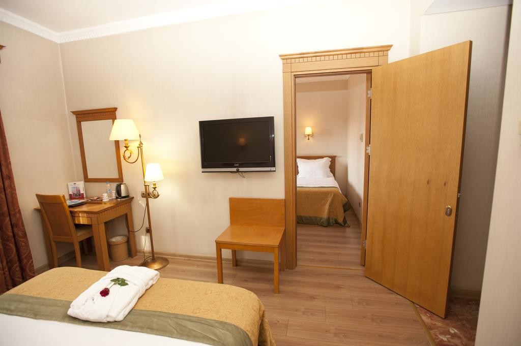 Usta Park Hotel (3).jpg