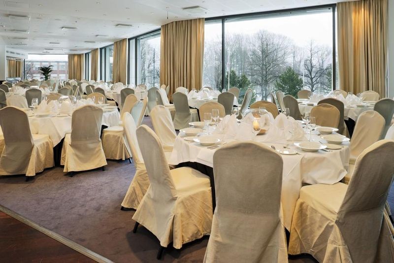Crowne Plaza Helsinki - 08.jpg