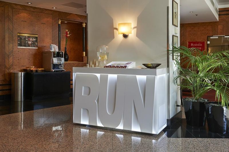 Crowne Plaza Helsinki - 22.jpg