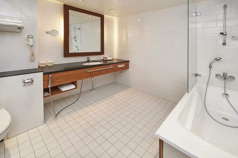 Crowne Plaza Helsinki - 23.jpg