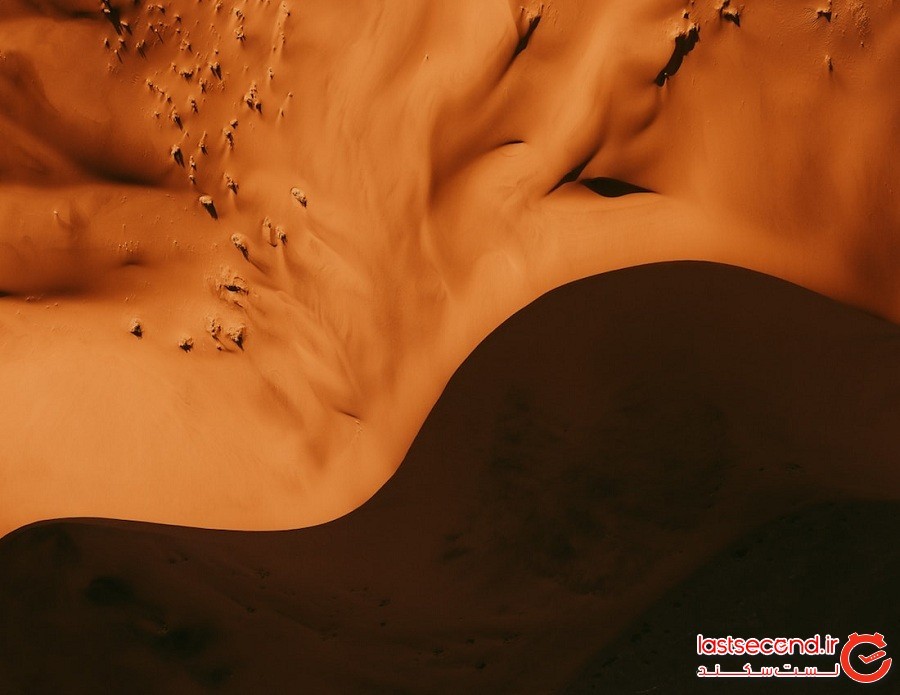 این عکس‌های هوایی گرفته‌شده از تپه‌های شنی صحرای نامیب به آثار هنری انتزاعی شباهت دارند