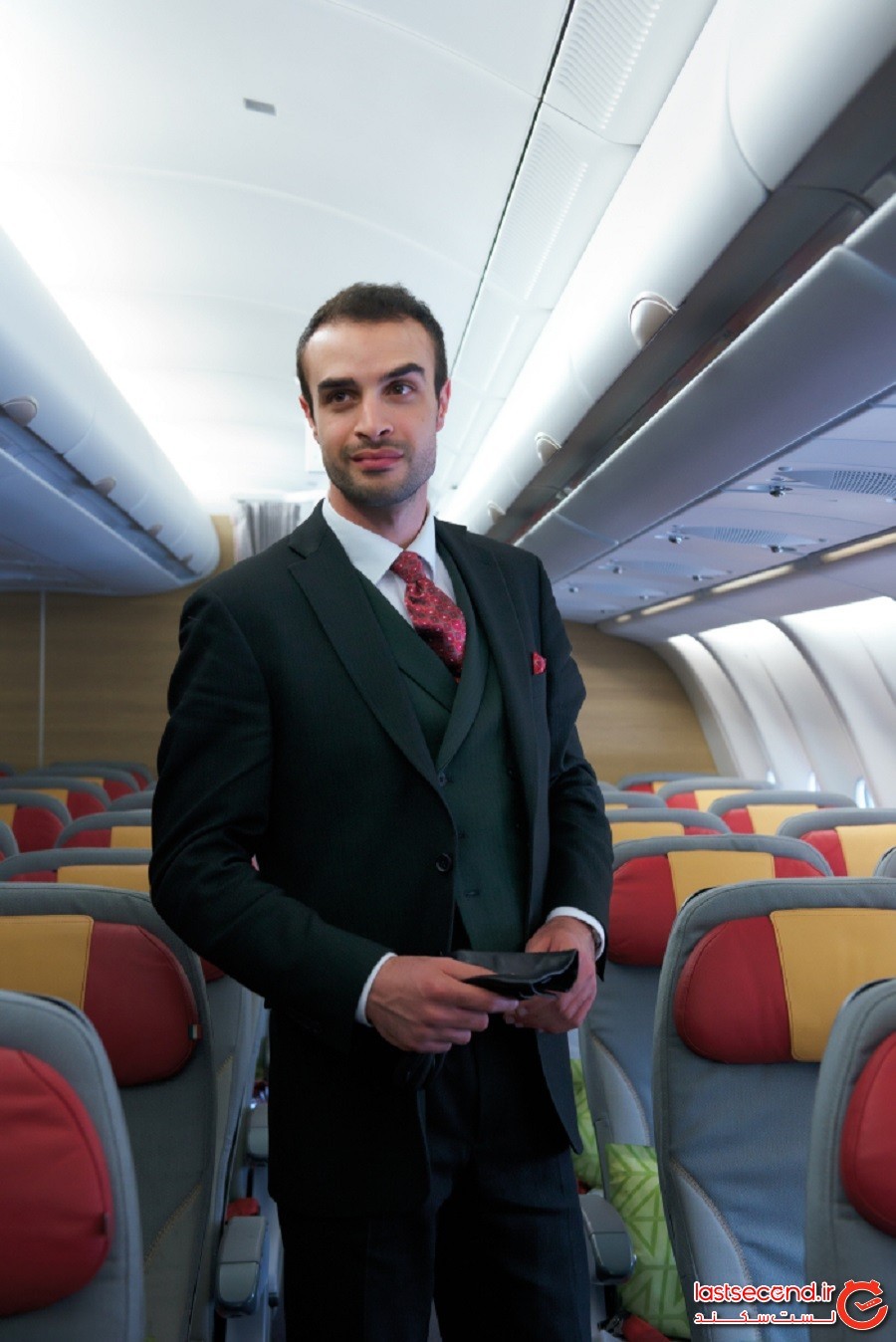10 شرکت هواپیمایی با بهترین و شیک‌ترین طراحی لباس مهمانداران