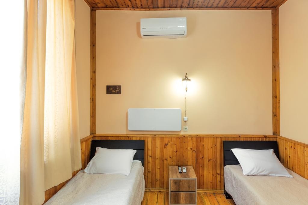 Guest House Qalaveri (7).jpg