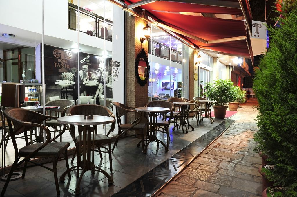 Tanik Hotel (11).jpg