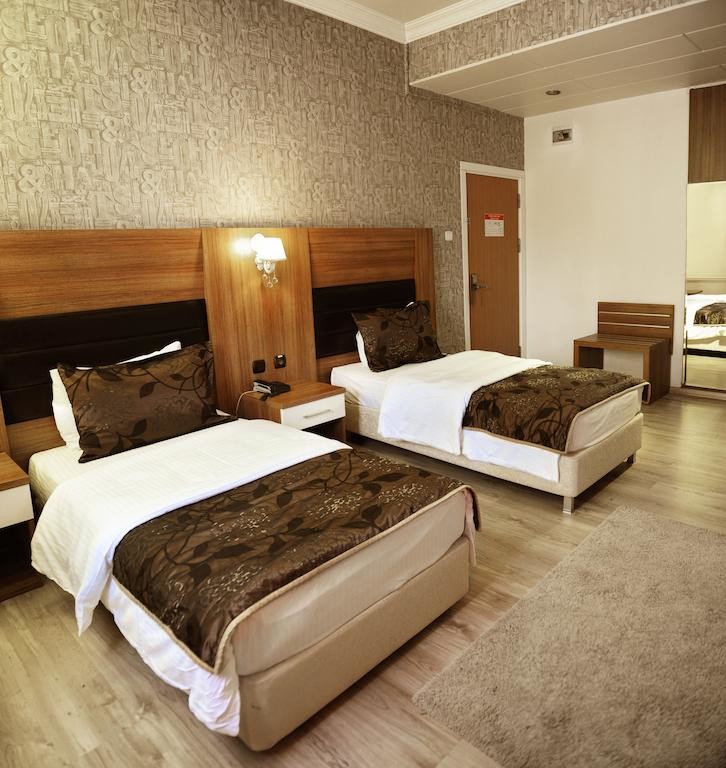 Tanik Hotel (19).jpg