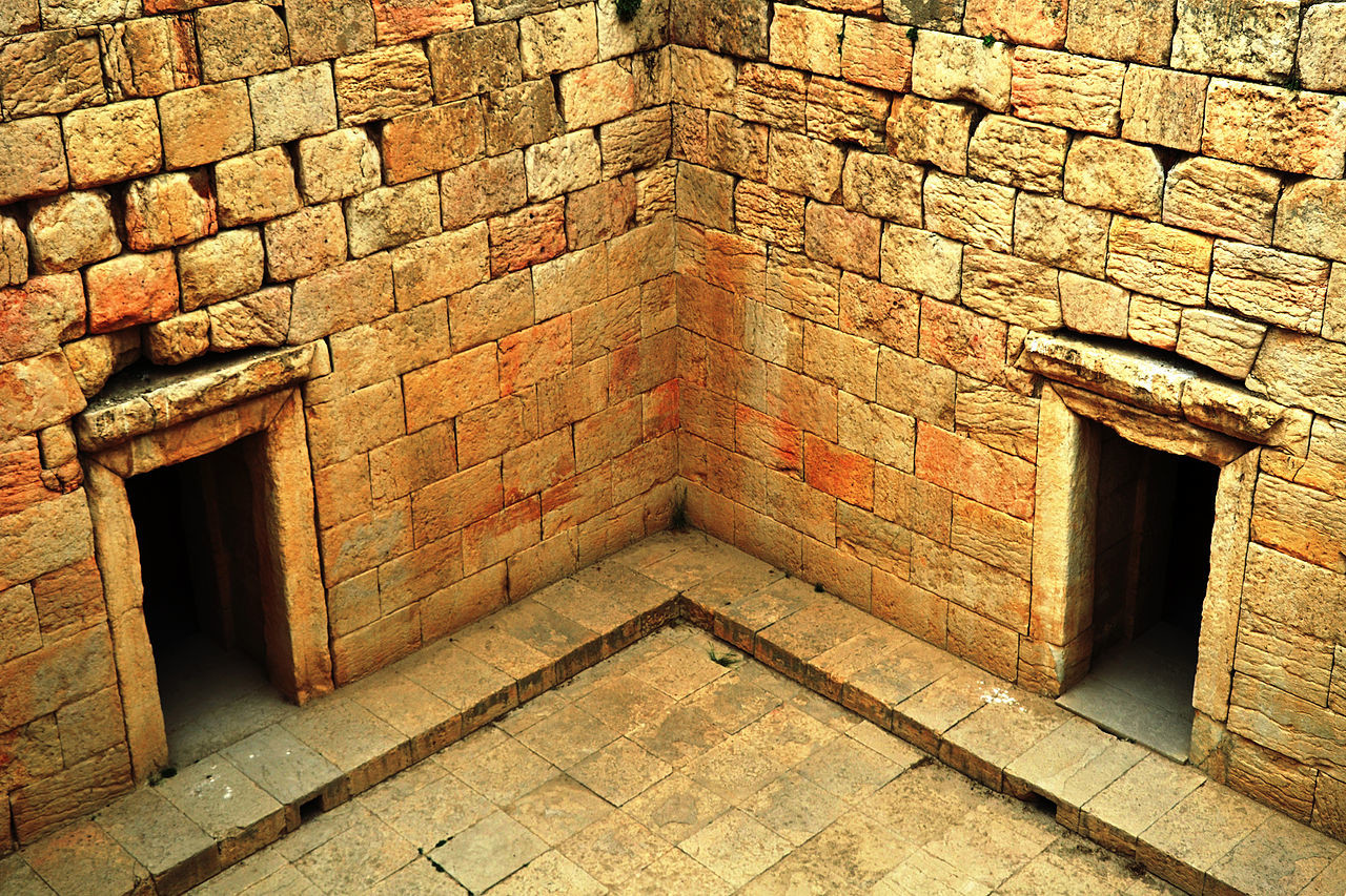 anahita-tempel-bishapur (2).jpg