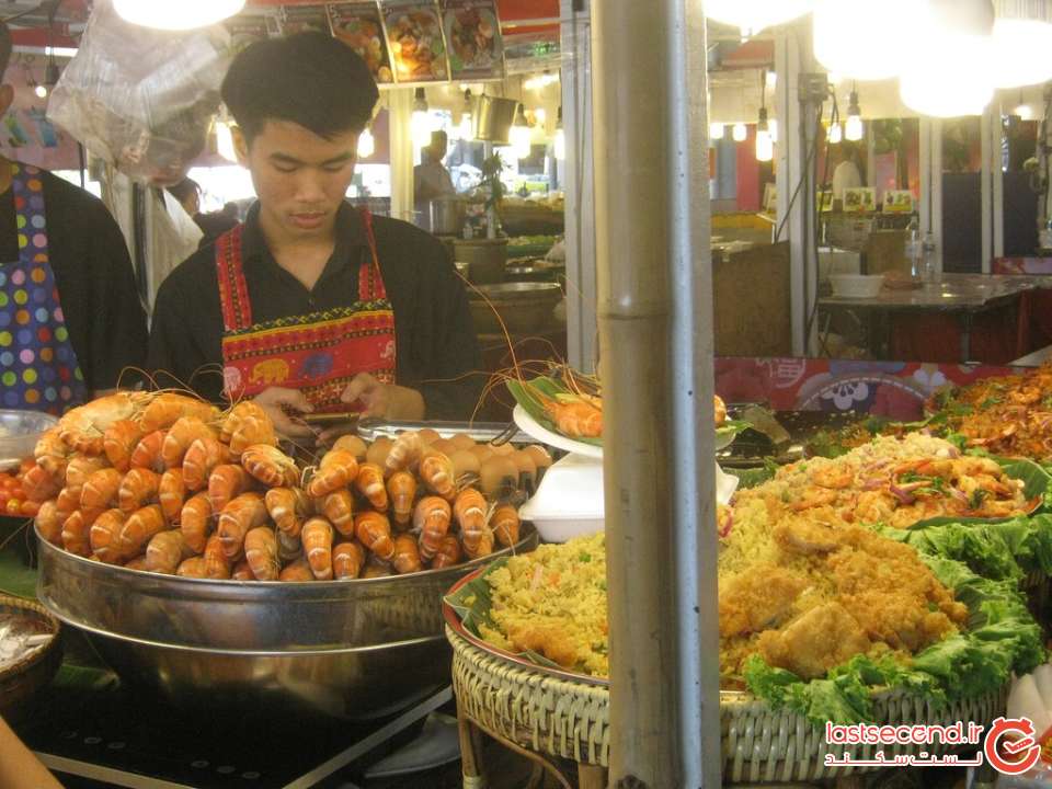 food-vendor-at-fair.jpg