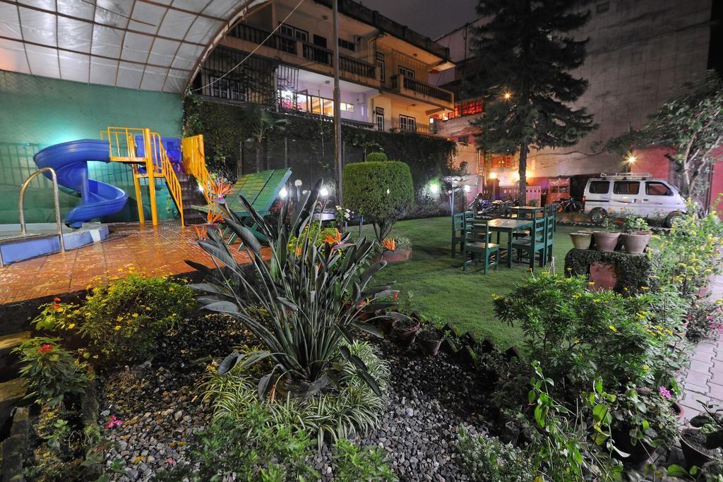Acme Guest House (13).jpg
