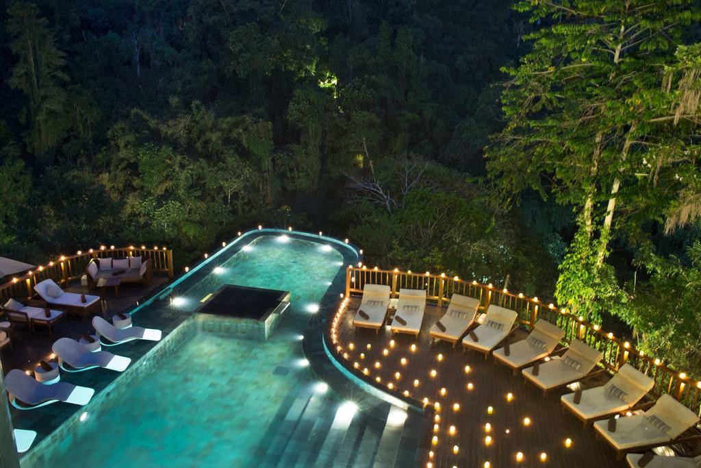 Hanging Gardens of Bali (5).jpg