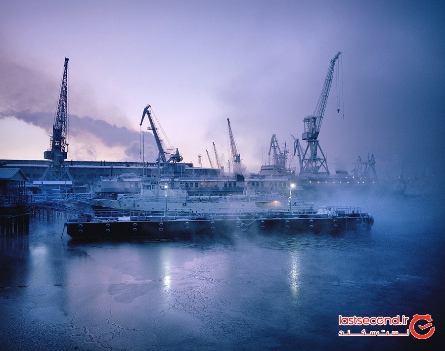 عکاسی ماجراجویانه در هوای سرد و تاریک شهرهای قطبی روسیه!