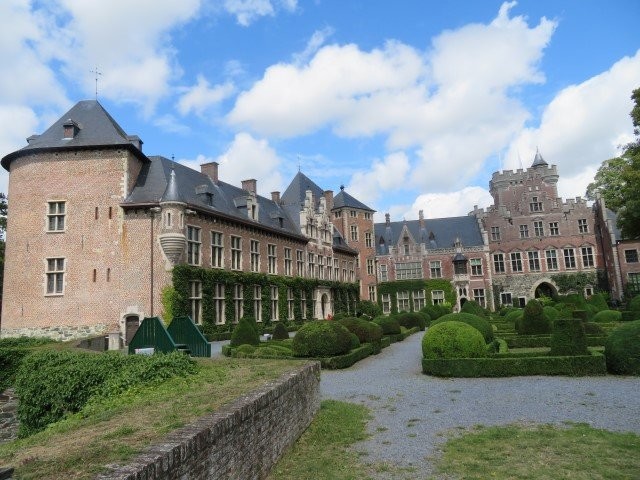 Gaasbeek Castle (1).jpg