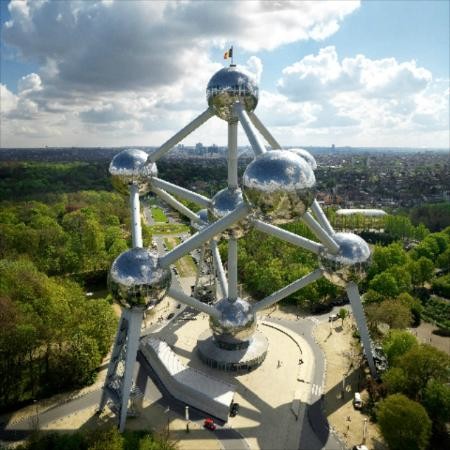 Atomium brussels (3).jpg