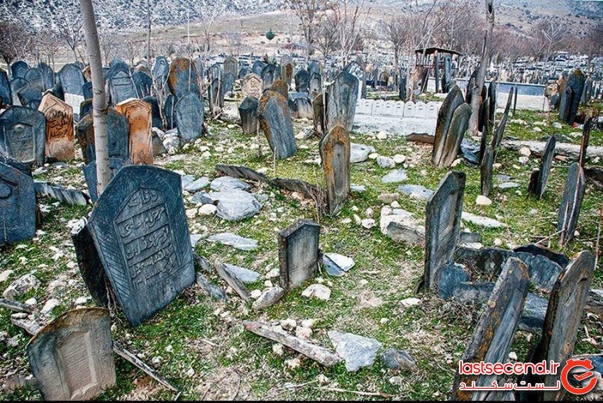قبرستان تاریخی سفیدچاه مازندران
