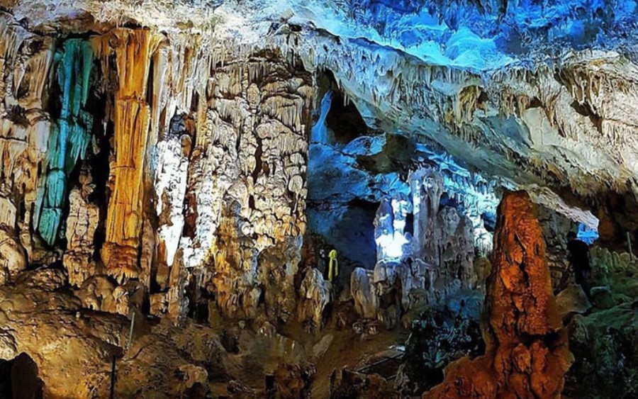 با ده شیخ، غار 135 میلیون ساله یاسوج آشنا شوید!